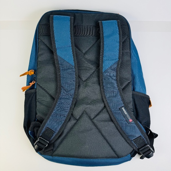 SwissTech La Tzoumaz School Black Backpack with Protective Laptop Compartment - Picture 2 of 7